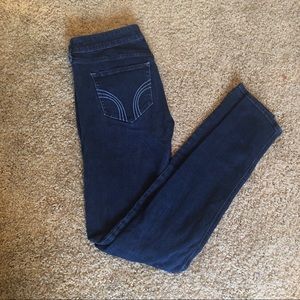 HOLLISTER dark wash skinny jeans